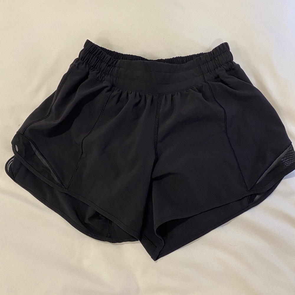 Lululemon Hotty Hot Mesh Shorts